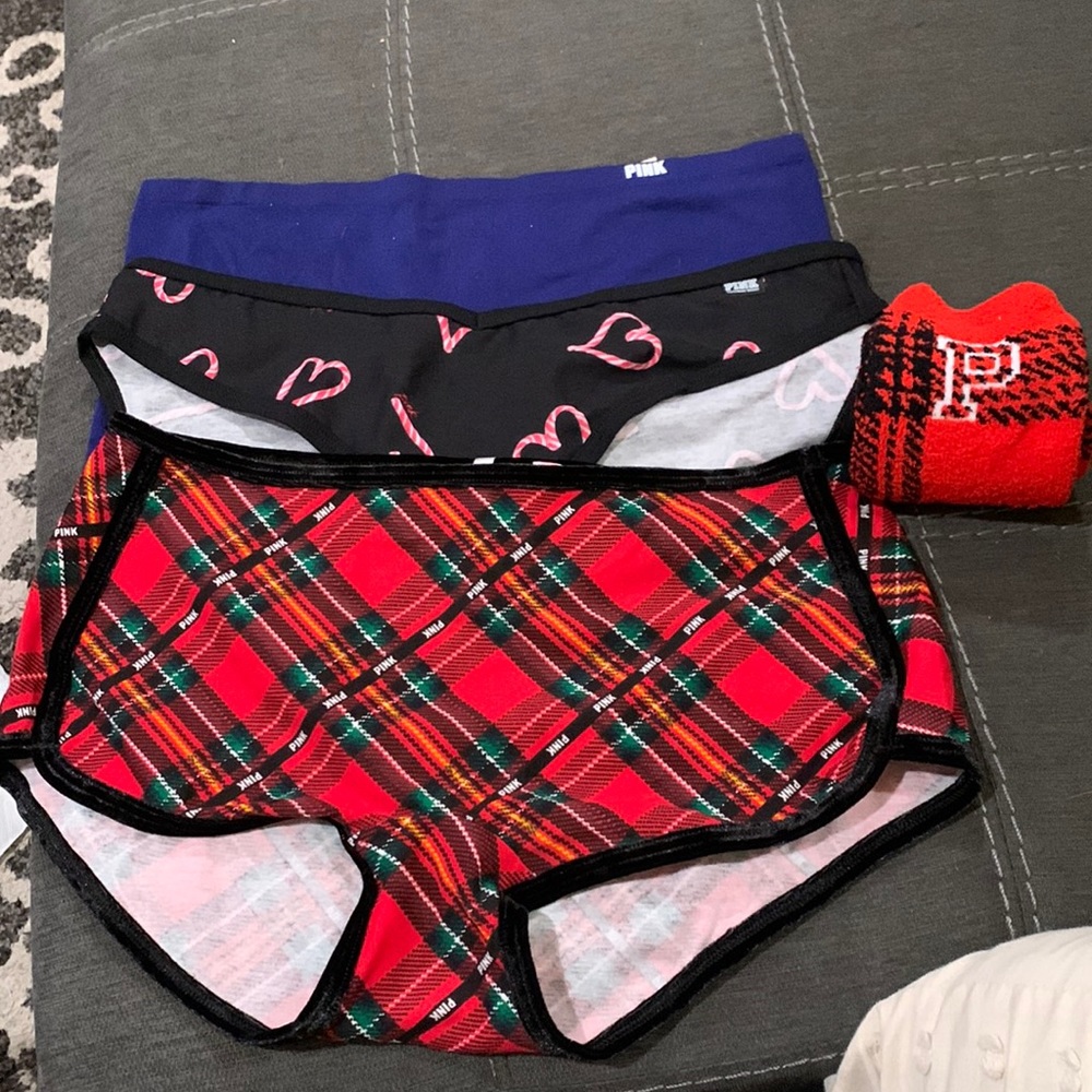 Victoria’s Secret panties size L + BONUS